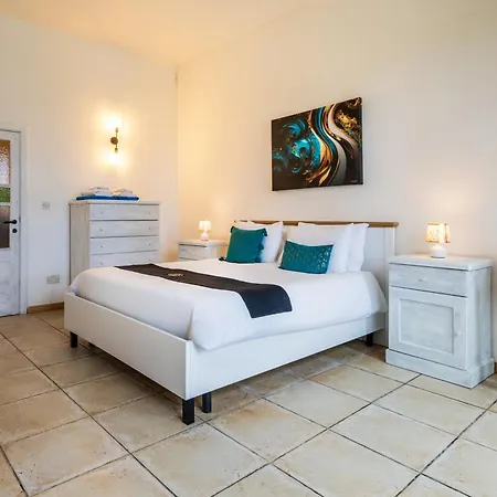 Zest Villa *